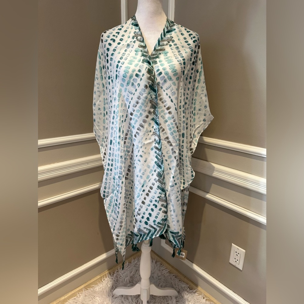 NWT Women’s Bohemian pattern print kimono - one size - Picture 1 of 6